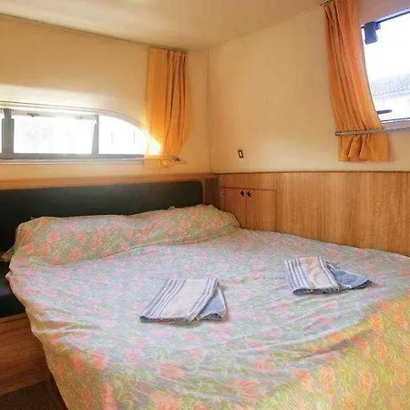 Hotel Emerald Star 3*